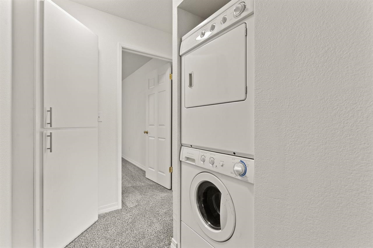 222 North Hutchinson Road, Unit 105 Spokane Valley, WA 99212 - Photo 13 of 21