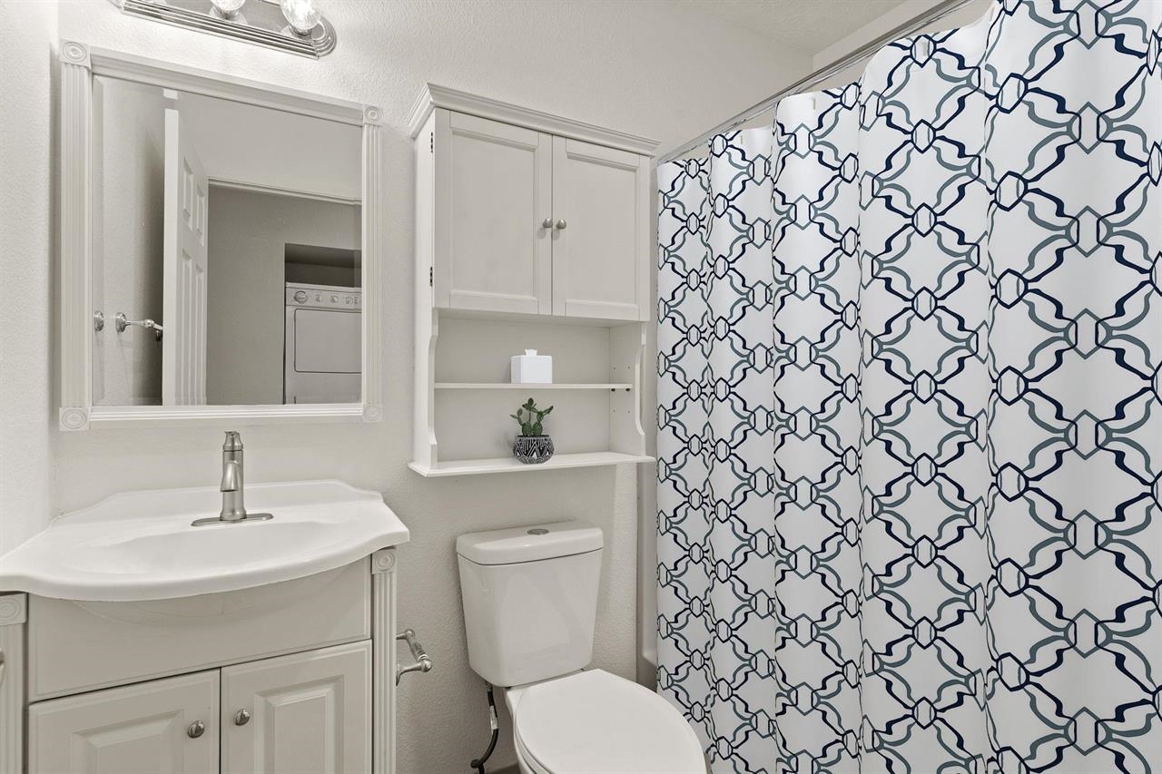 222 North Hutchinson Road, Unit 105 Spokane Valley, WA 99212 - Photo 17 of 21