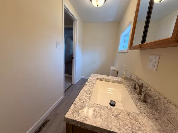 $210,000 | 11592 East Main Street, Owensburg, IN 47453