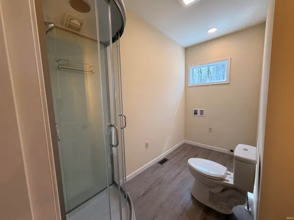 $210,000 | 11592 East Main Street, Owensburg, IN 47453