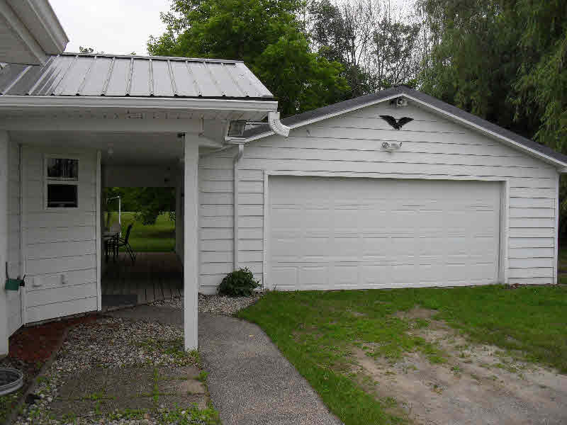 1531 Kaiser Tower Road Pinconning, MI 48650 - Photo 4 of 30