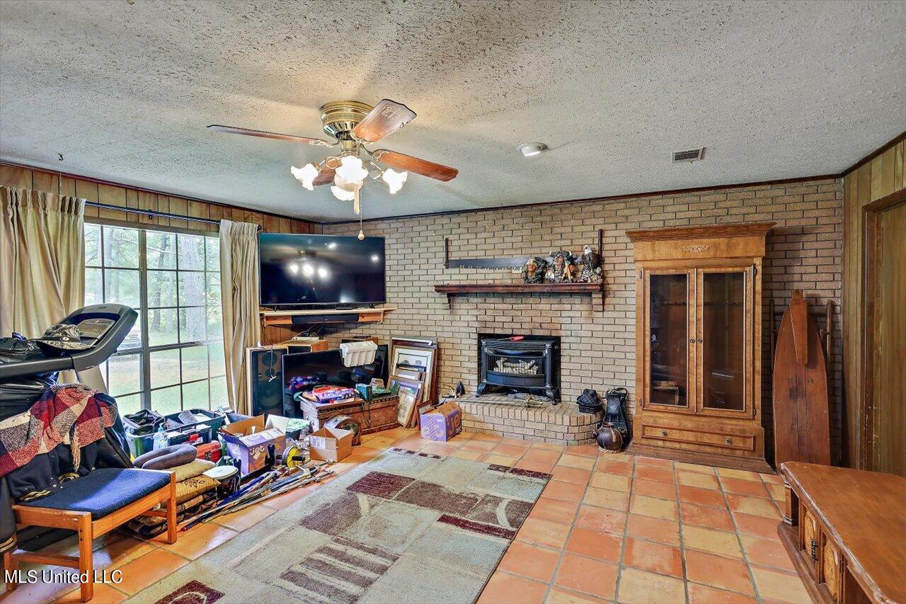 156 Sprayberry Road Morton, MS 39117 - Photo 7 of 67 06-156 Sprayberry Rd
