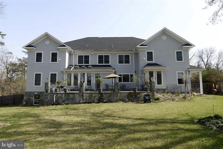 9830 River Road Potomac, MD 20854 - Photo 3 of 31 rear view 2