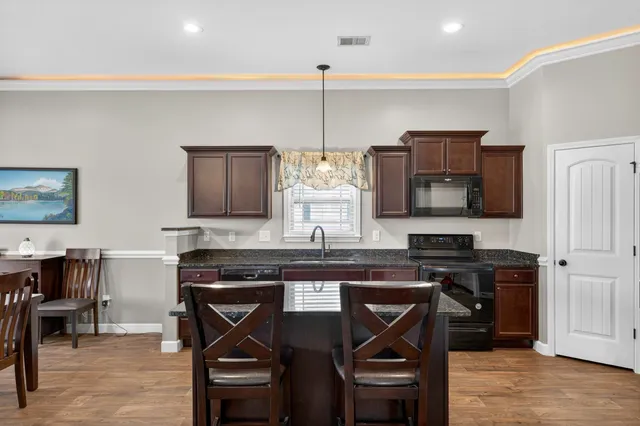 $349,900 | 125 Thorn Creek Drive, Gaffney, SC 29341