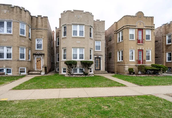 $595,000 | 3132 North Marmora Avenue, Chicago, IL 60634