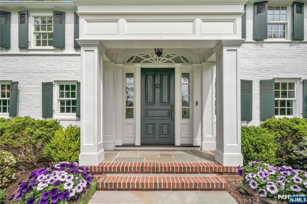 227 Fairmount Road Ridgewood, NJ 07450 - Photo 4 of 50 front view of a house