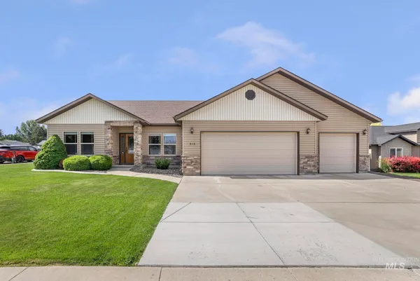 $459,000 | 313 15th Avenue East, Jerome, ID 83338