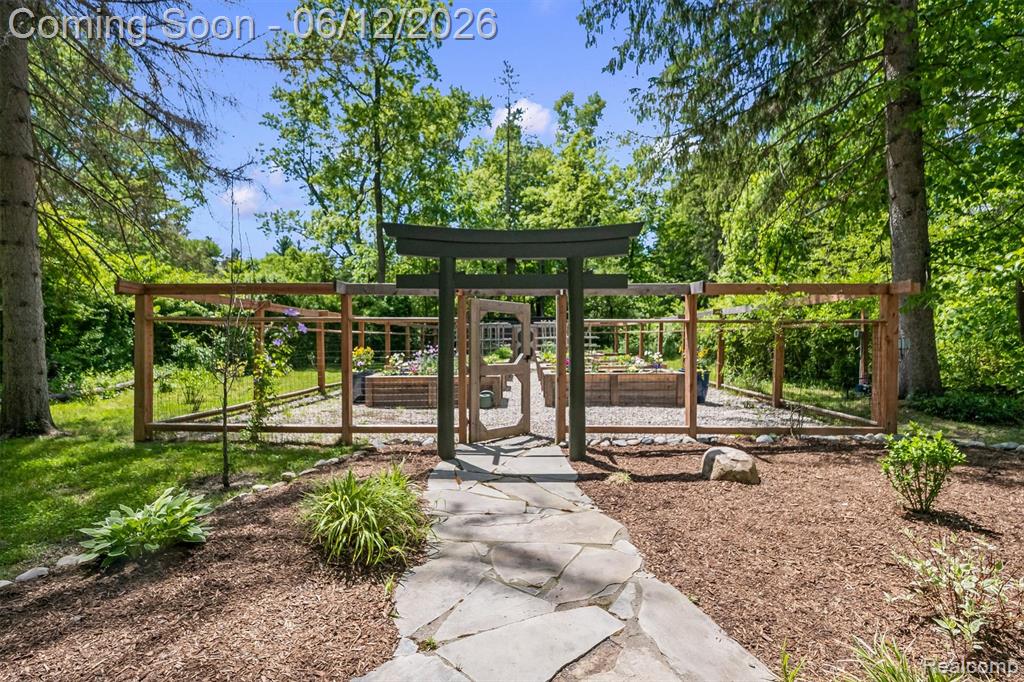3954 North Ellamae Road Oakland, MI 48363 - Photo 8 of 60