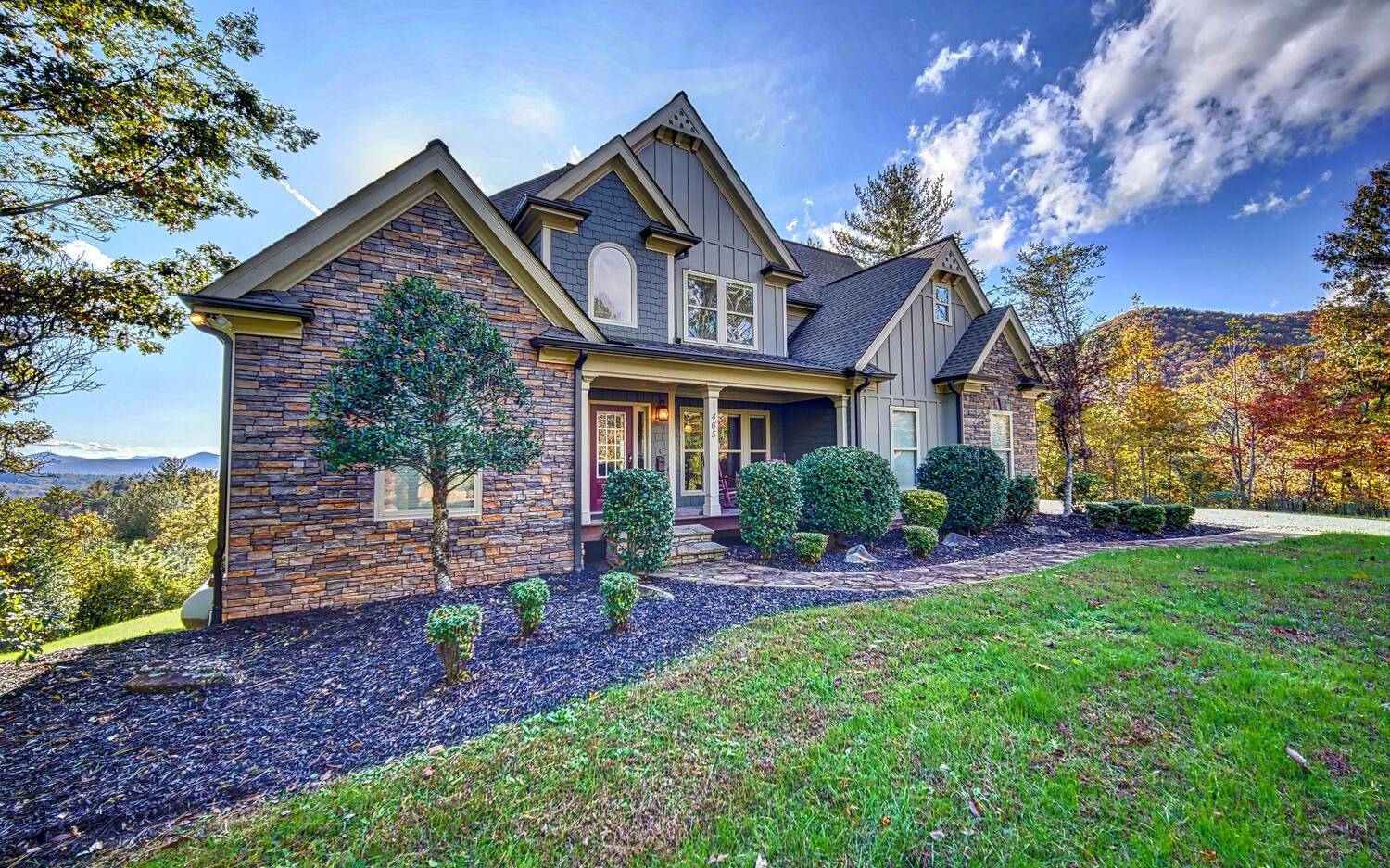 465 Broadtree Ridge Hayesville, NC 28904 - Photo 1 of 4 Main View