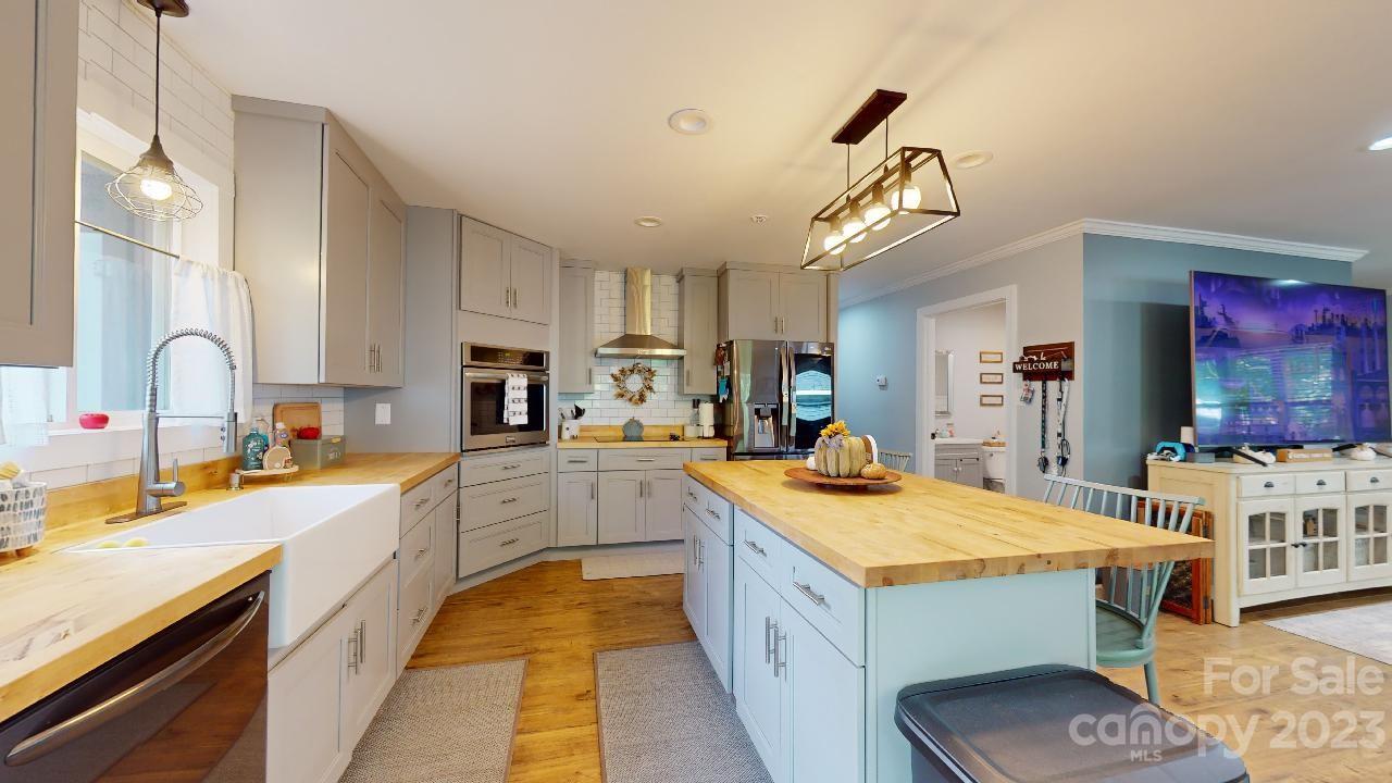 554 Rutherford Drive Nebo, NC 28761 - Photo 8 of 46 Gallery Image 8