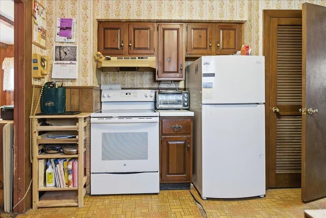 $175,000 | 318 Summer Street, Auburn, ME 04210