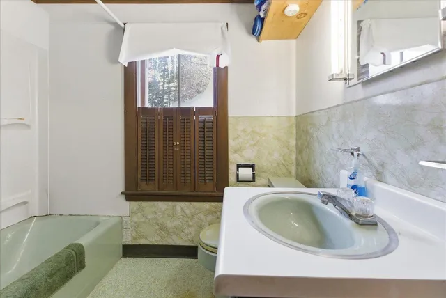 $175,000 | 318 Summer Street, Auburn, ME 04210