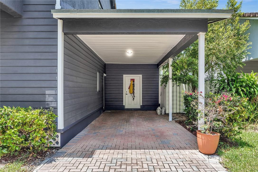 15971 Southwest 96th Terrace Miami, FL 33196 - Photo 5 of 79 Car Port