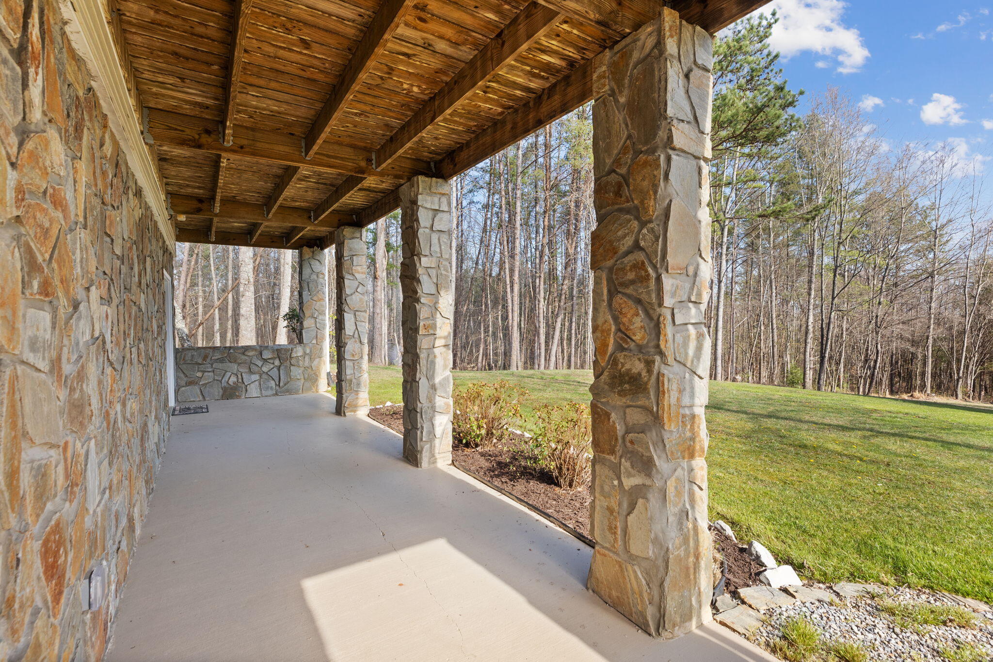 230 Keller Road Afton, TN 37616 - Photo 12 of 58 37-web-or-mls-217A1020