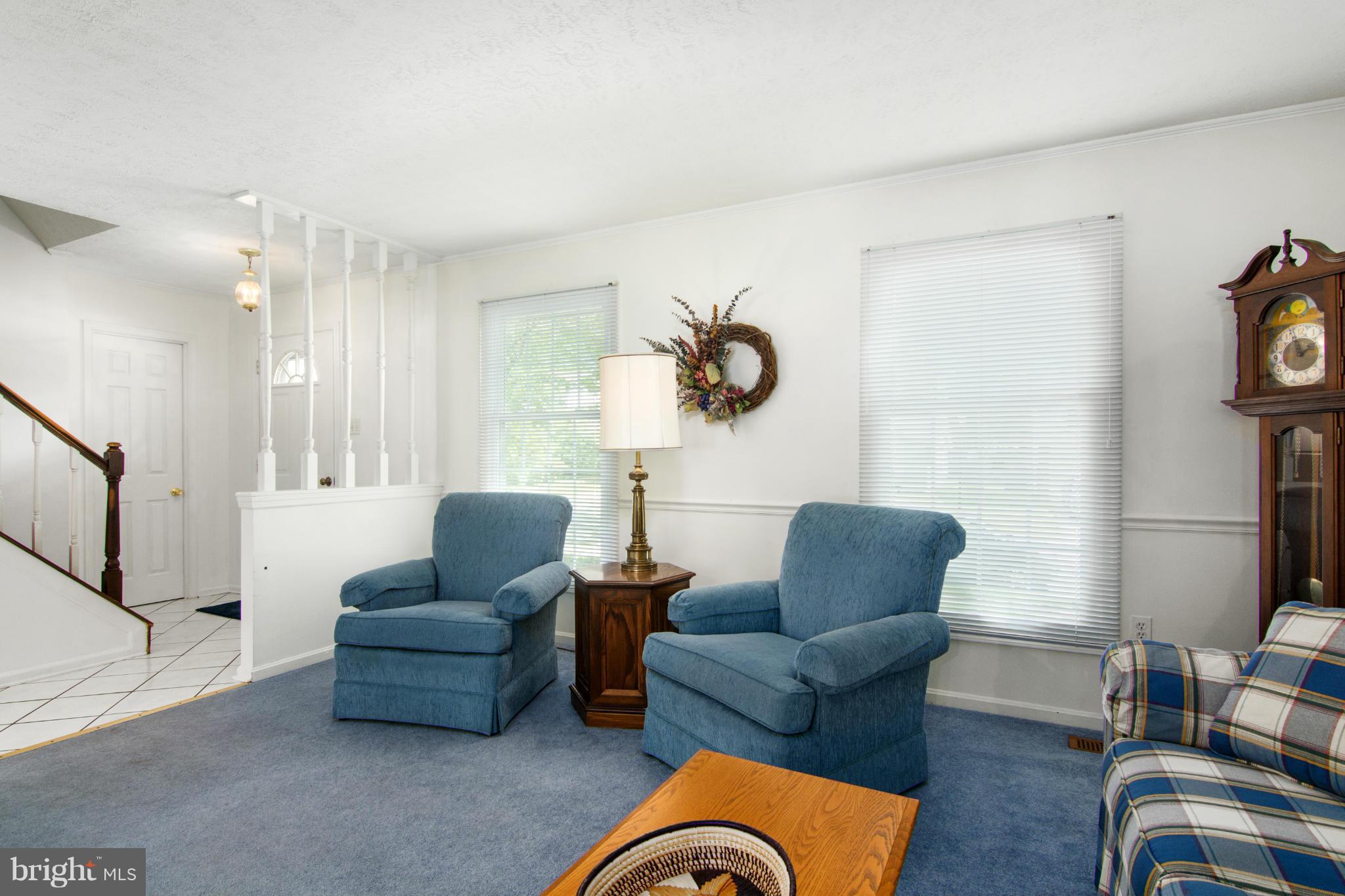 11702 Whittier Road Bowie, MD 20721 - Photo 4 of 30 Living Room