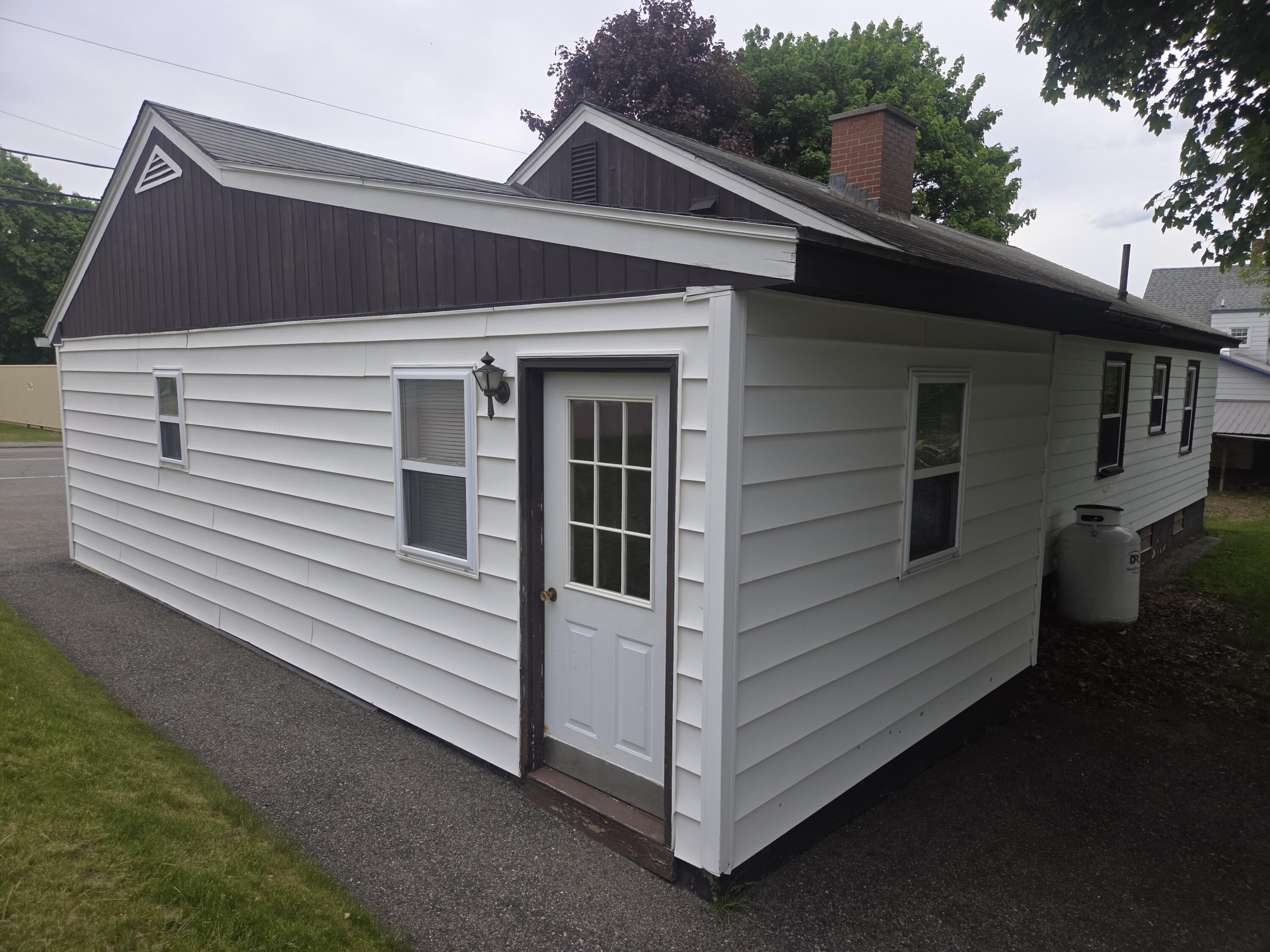 66 Poplar Street Millinocket, ME 04462 - Photo 6 of 25 20260602_164825