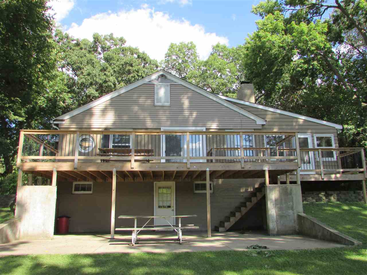 6280 Park Ridge Road Loves Park, IL 61111 - Photo 24 of 25 a front view of a house with a yard