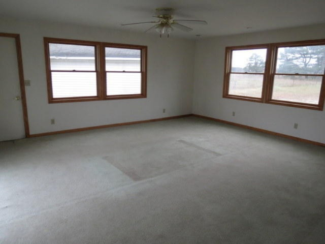 18738 Fillmore Road Stanwood, MI 49346 - Photo 5 of 27 Living Area