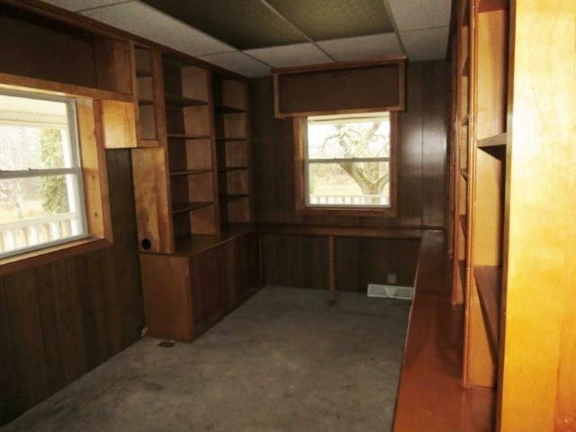 18738 Fillmore Road Stanwood, MI 49346 - Photo 10 of 27 Library