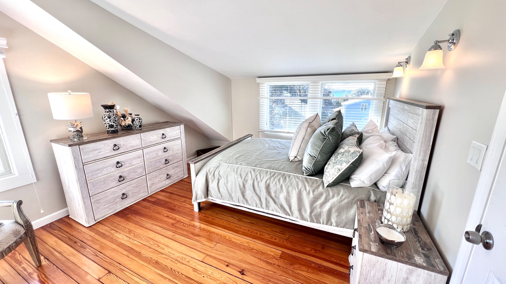 34 Windemere Road Oak Bluffs, MA 02557 - Photo 35 of 64
