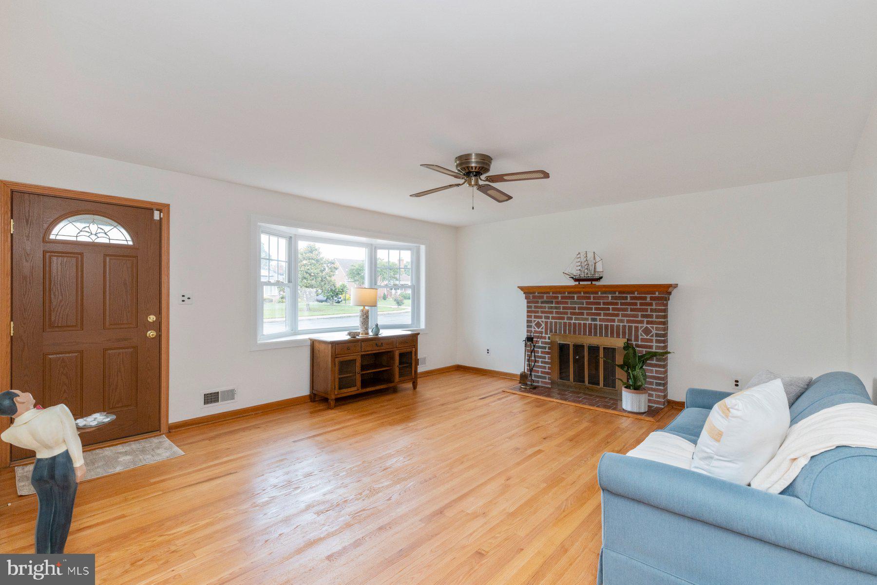 105 Juniper Circle Linthicum Heights, MD 21090 - Photo 6 of 25