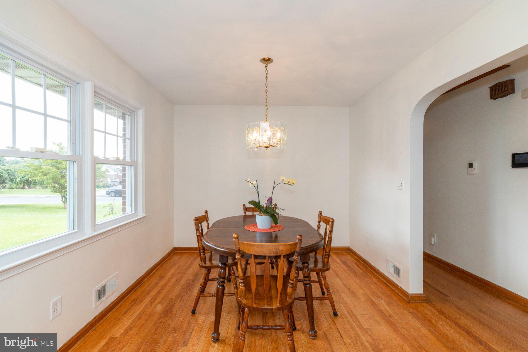 105 Juniper Circle Linthicum Heights, MD 21090 - Photo 9 of 25