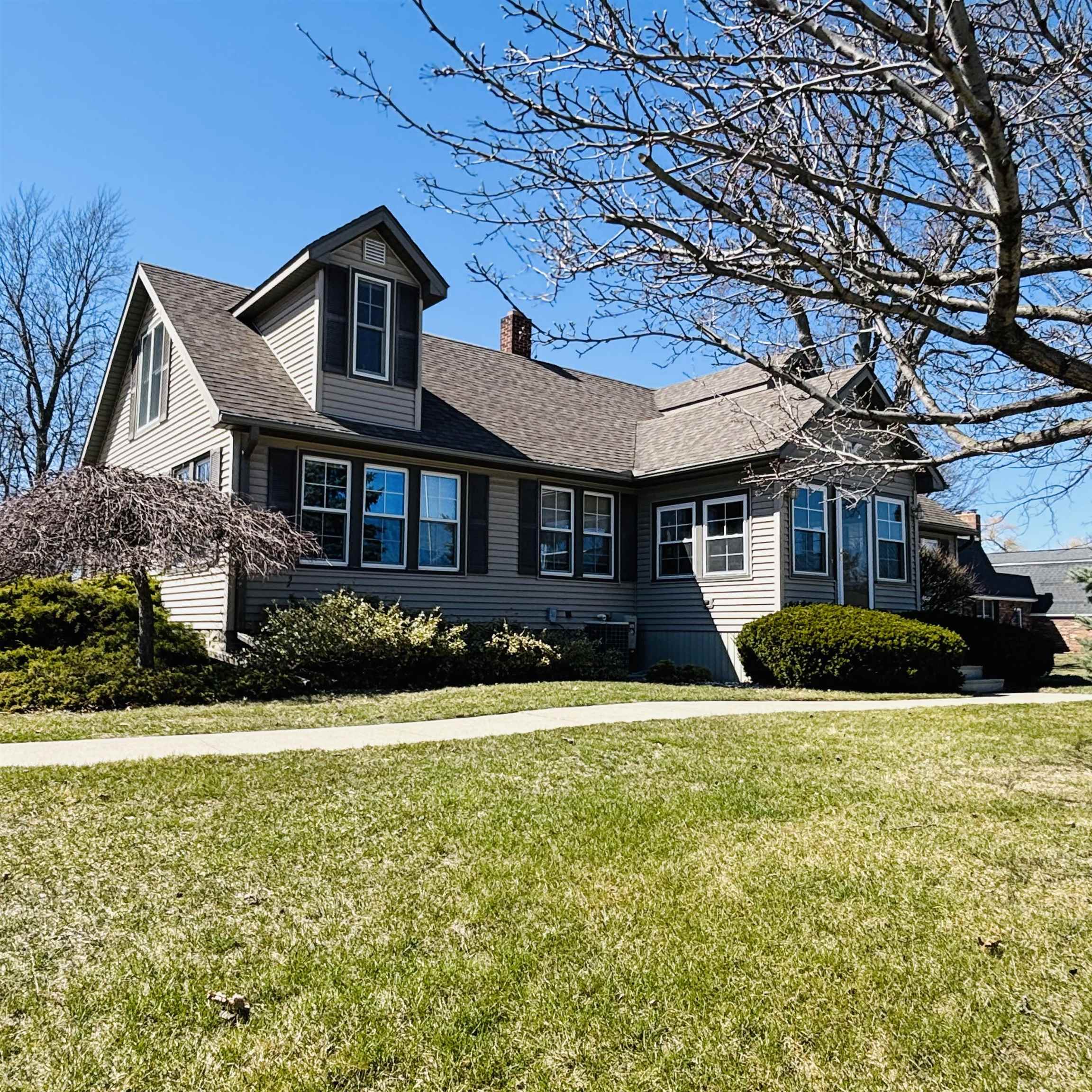 1408 South Huron Road Kawkawlin, MI 48631 - Photo 1 of 51