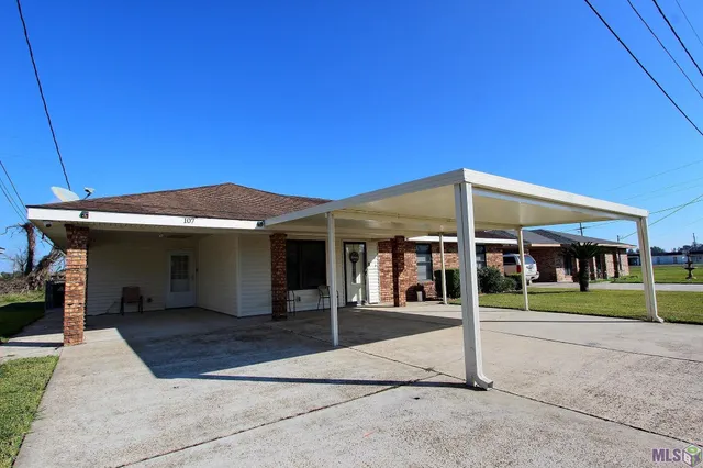 $175,000 | 107 Anna Street, Donaldsonville, LA 70346