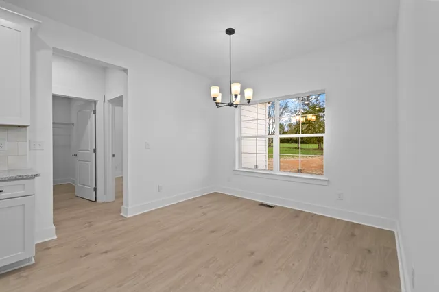 $469,900 | 232 Dugout Road, Summertown, TN 38483