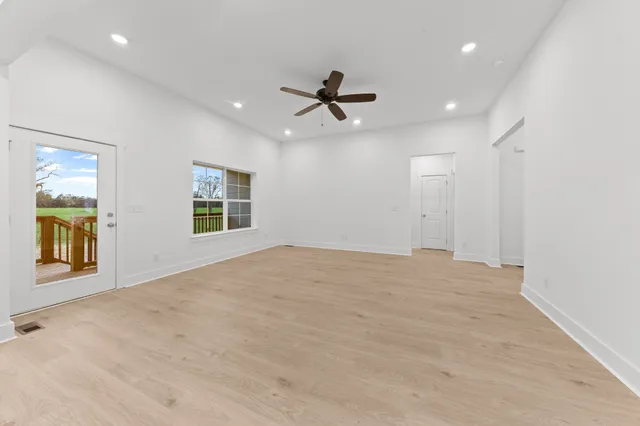 $469,900 | 232 Dugout Road, Summertown, TN 38483