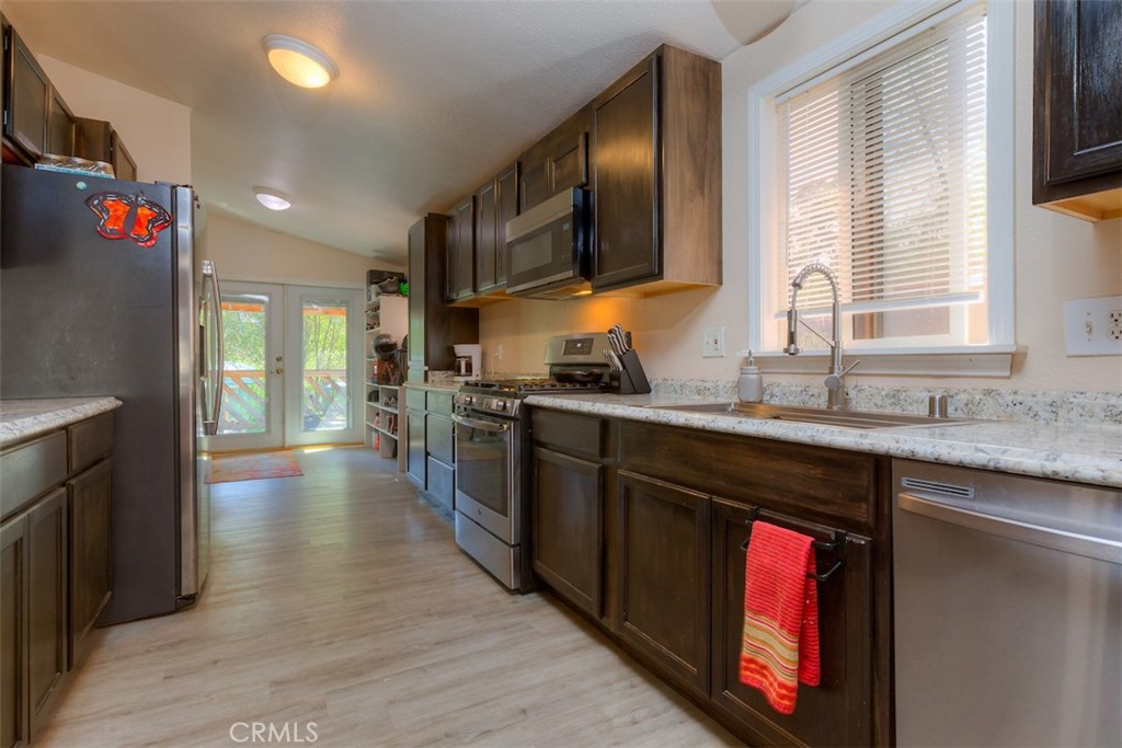 152 Rocky Top Road Oroville, CA 95965 - Photo 8 of 68