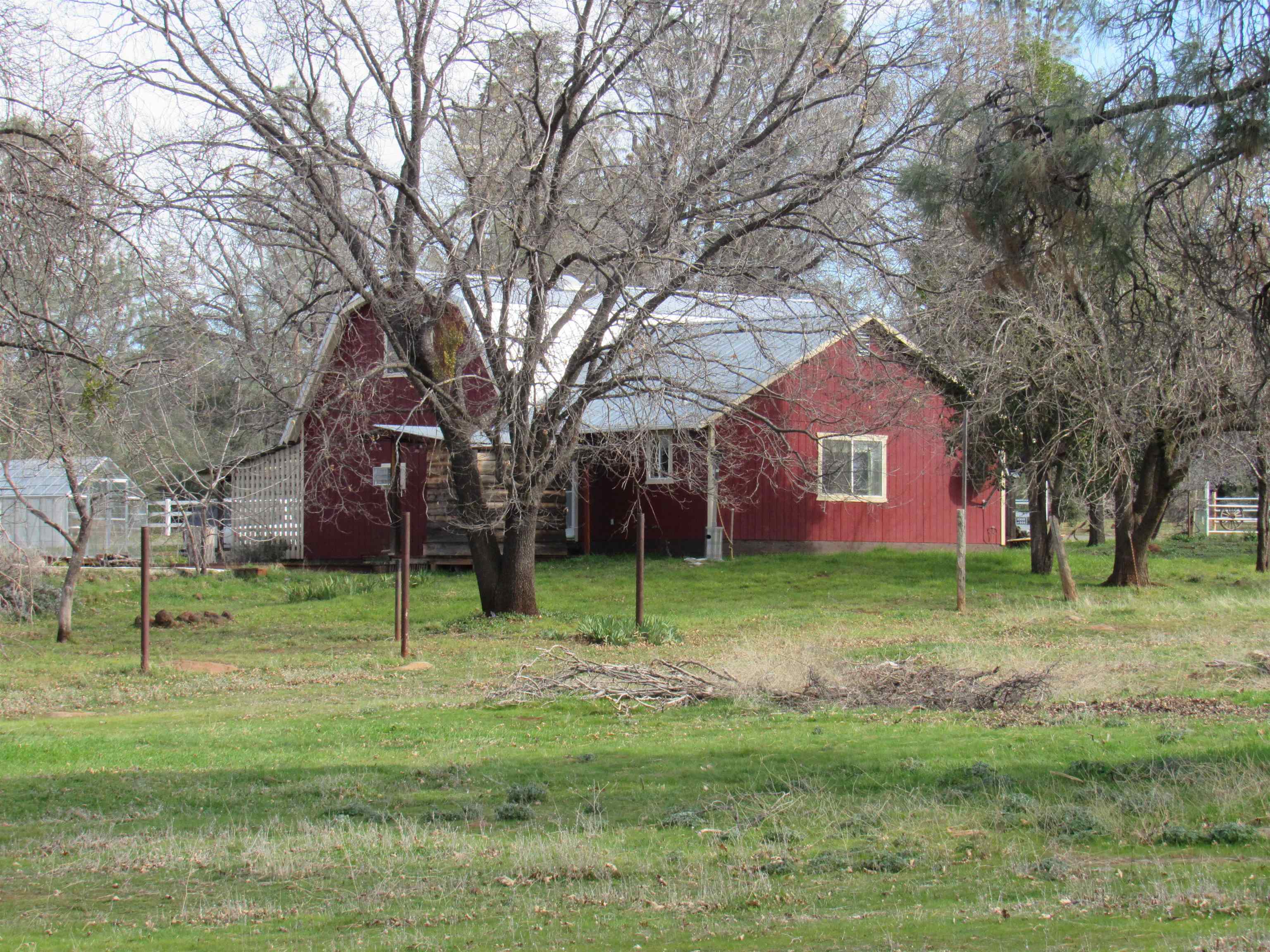 21635 South Powerhouse Road Manton, CA 96059 - Photo 2 of 36