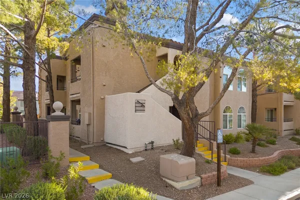 $1,640 | 9325 West Desert Inn Road, Unit 190, Las Vegas, NV 89117