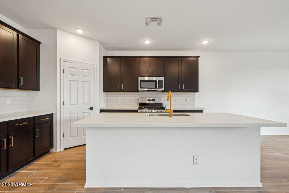 46941 West Old Timer Road Maricopa, AZ 85139 - Photo 8 of 38 8-web-or-mls-W Old Timer Rd-05042025-008