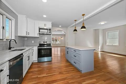 $1,199,000 | 10 Prospect Street West, Unit WEST, Greenwich, CT 06830