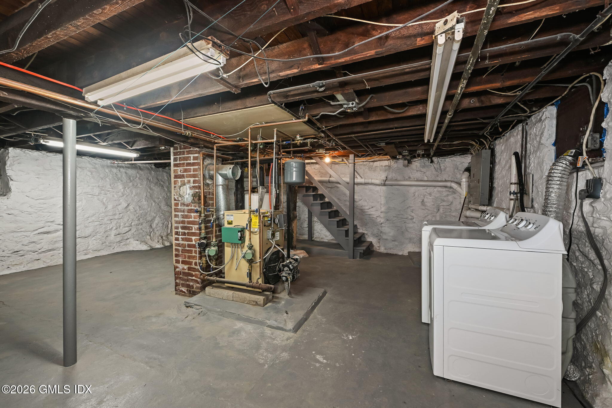 10 Prospect Street West, Unit WEST Greenwich, CT 06830 - Photo 13 of 19 22-web-or-mls-10-prospect-st-w