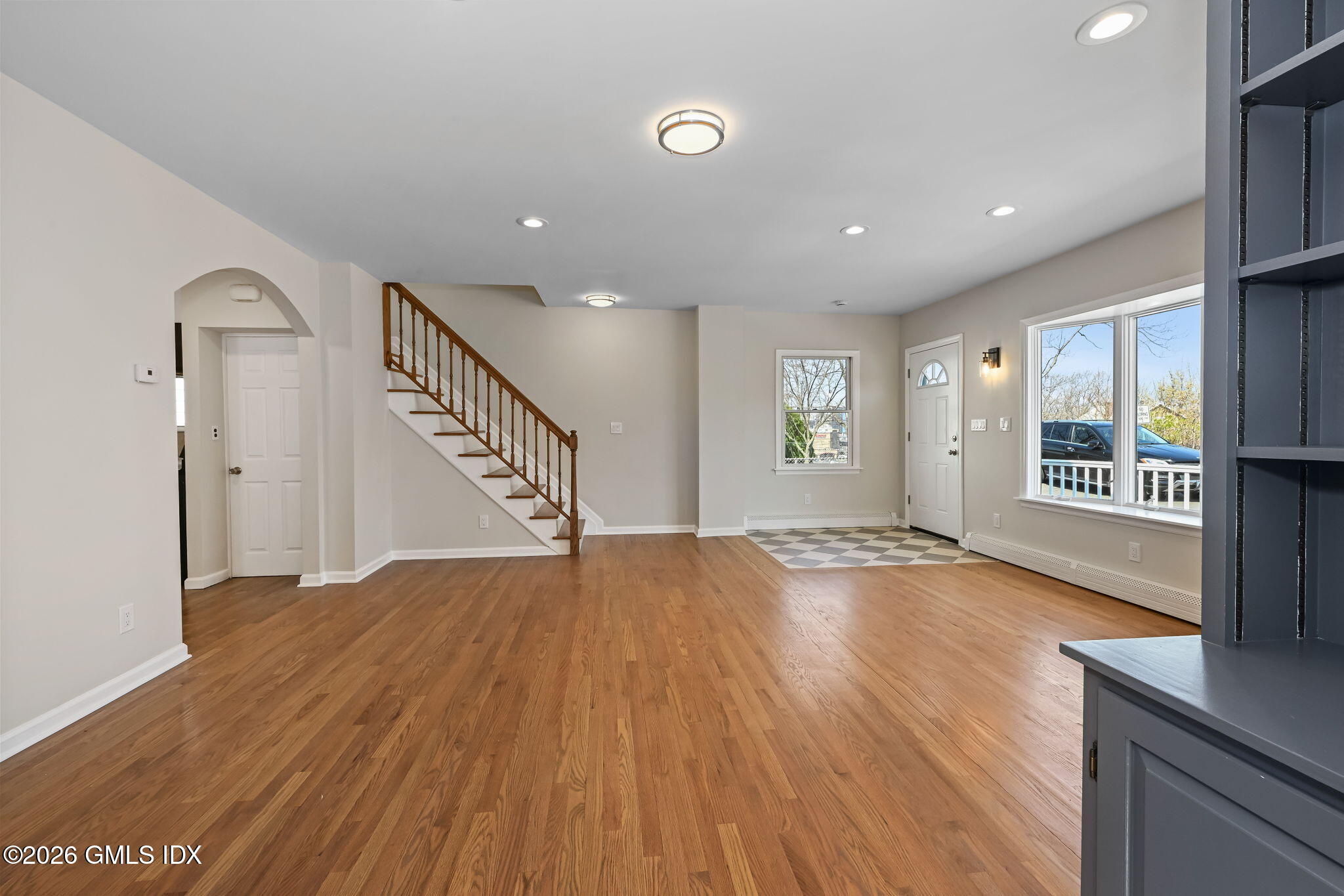 10 Prospect Street West, Unit WEST Greenwich, CT 06830 - Photo 5 of 19 3-web-or-mls-10-prospect-st-w