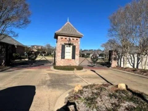 $135,000 | 5988-5986 Stonegate Drive, Alexandria, LA 71303