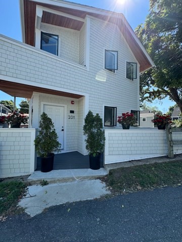 201 Pleasant Street, Unit 2 Marblehead, MA 01945 - Photo 22 of 22