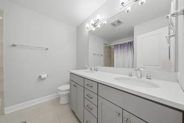 $6,250 | 7814 Brookbank Road, Willowbrook, IL 60527