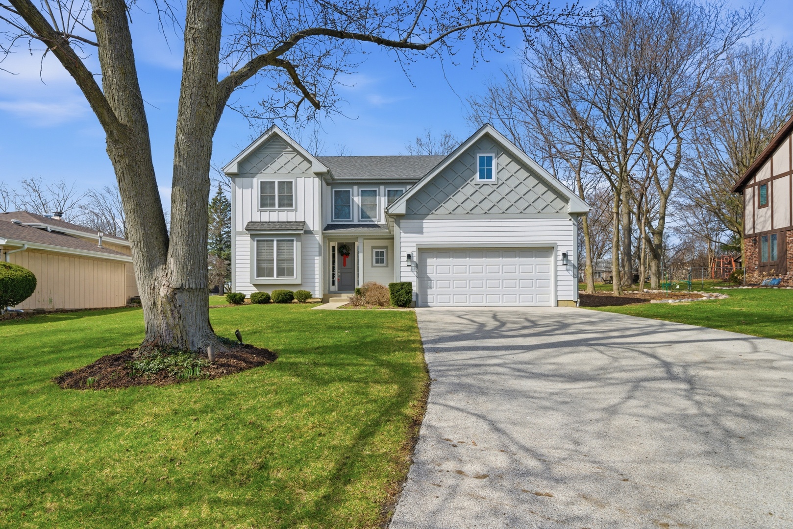 7814 Brookbank Road Willowbrook, IL 60527 - Photo 2 of 36