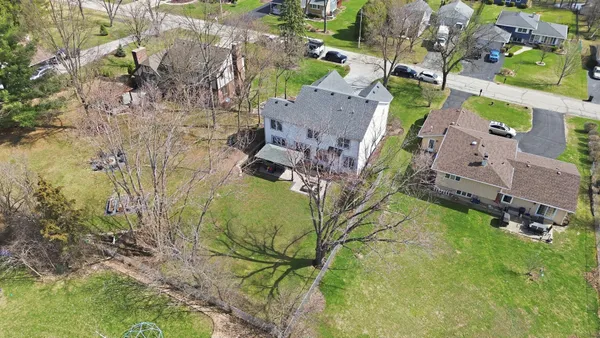 $6,250 | 7814 Brookbank Road, Willowbrook, IL 60527