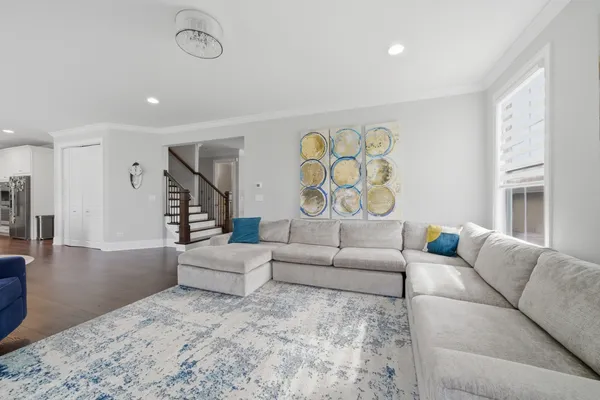 $6,250 | 7814 Brookbank Road, Willowbrook, IL 60527