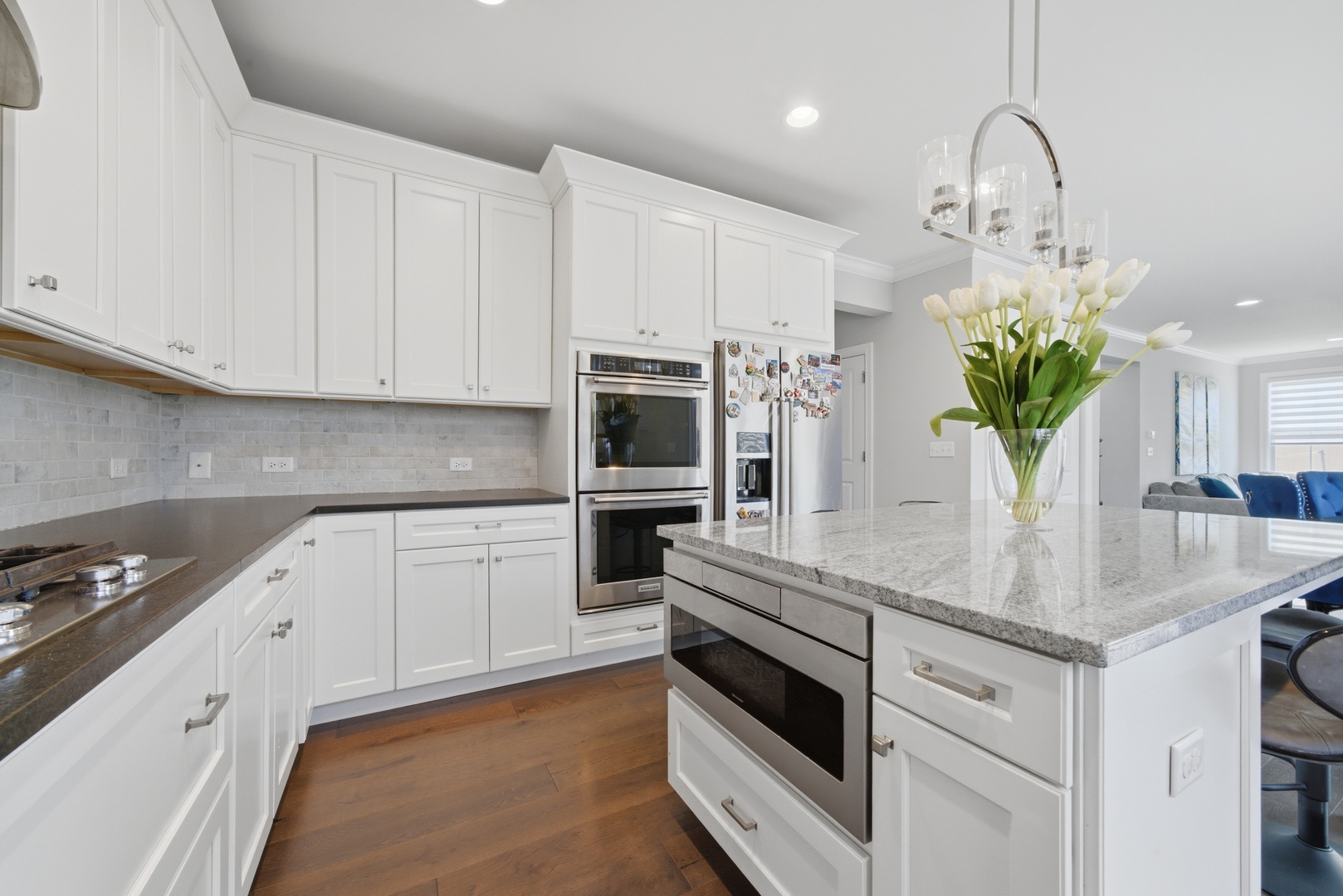 7814 Brookbank Road Willowbrook, IL 60527 - Photo 8 of 36