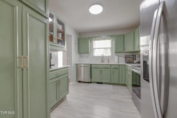 $380,000 | 123 Village Lane, Gray, TN 37615