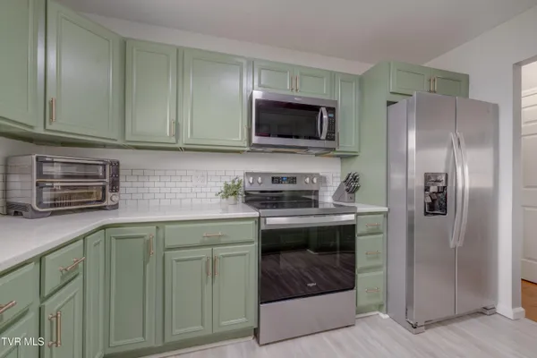 $380,000 | 123 Village Lane, Gray, TN 37615