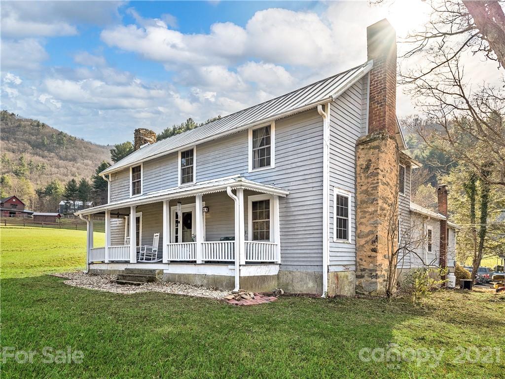 105 Rice Branch Road Asheville, NC 28804 - Photo 1 of 25 Gallery Image 1