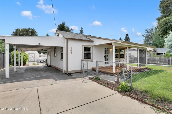 $379,900 | 706 West Davidson Avenue, Coeur D'Alene, ID 83814