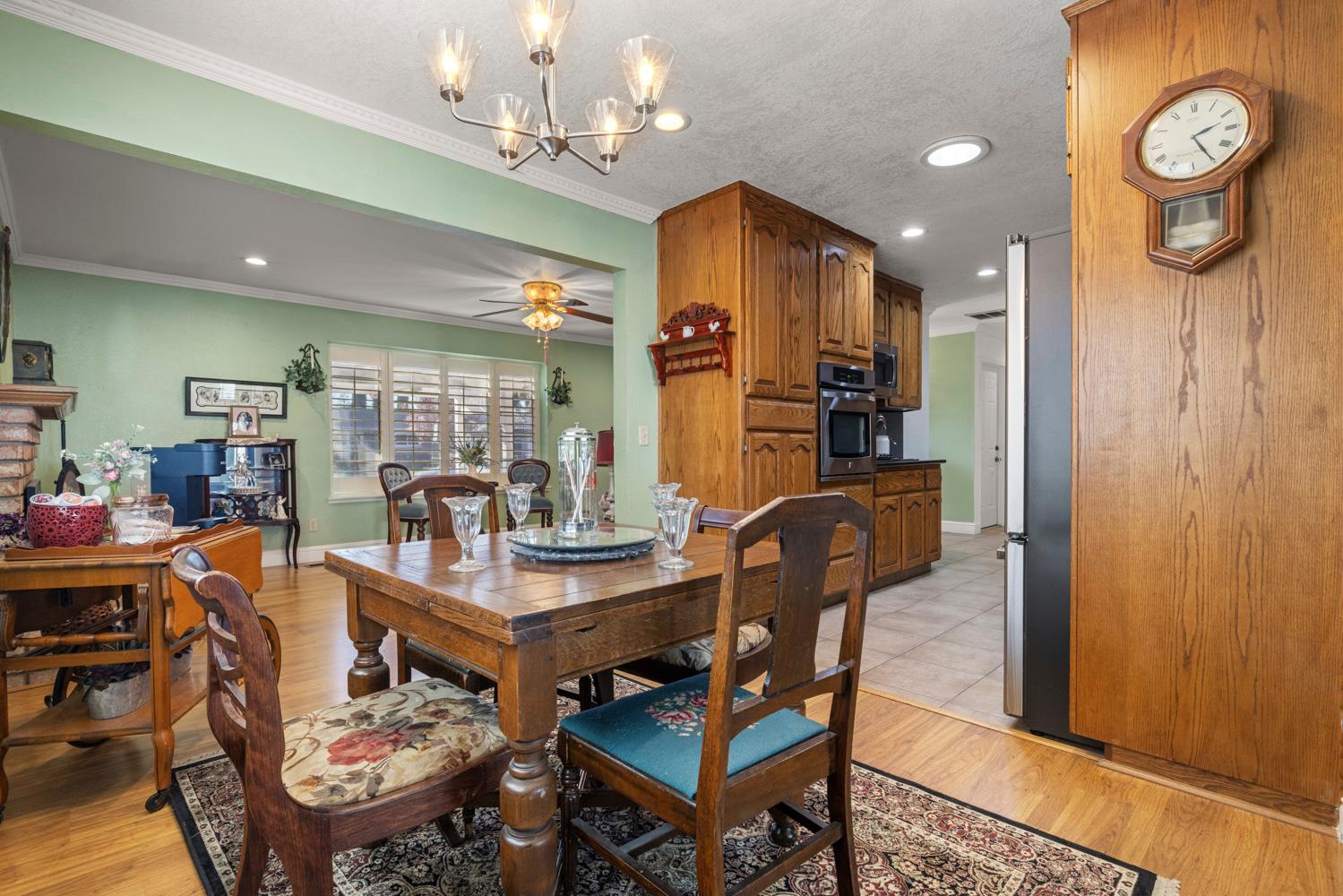 2241 Rochelle Avenue Turlock, CA 95382 - Photo 11 of 47