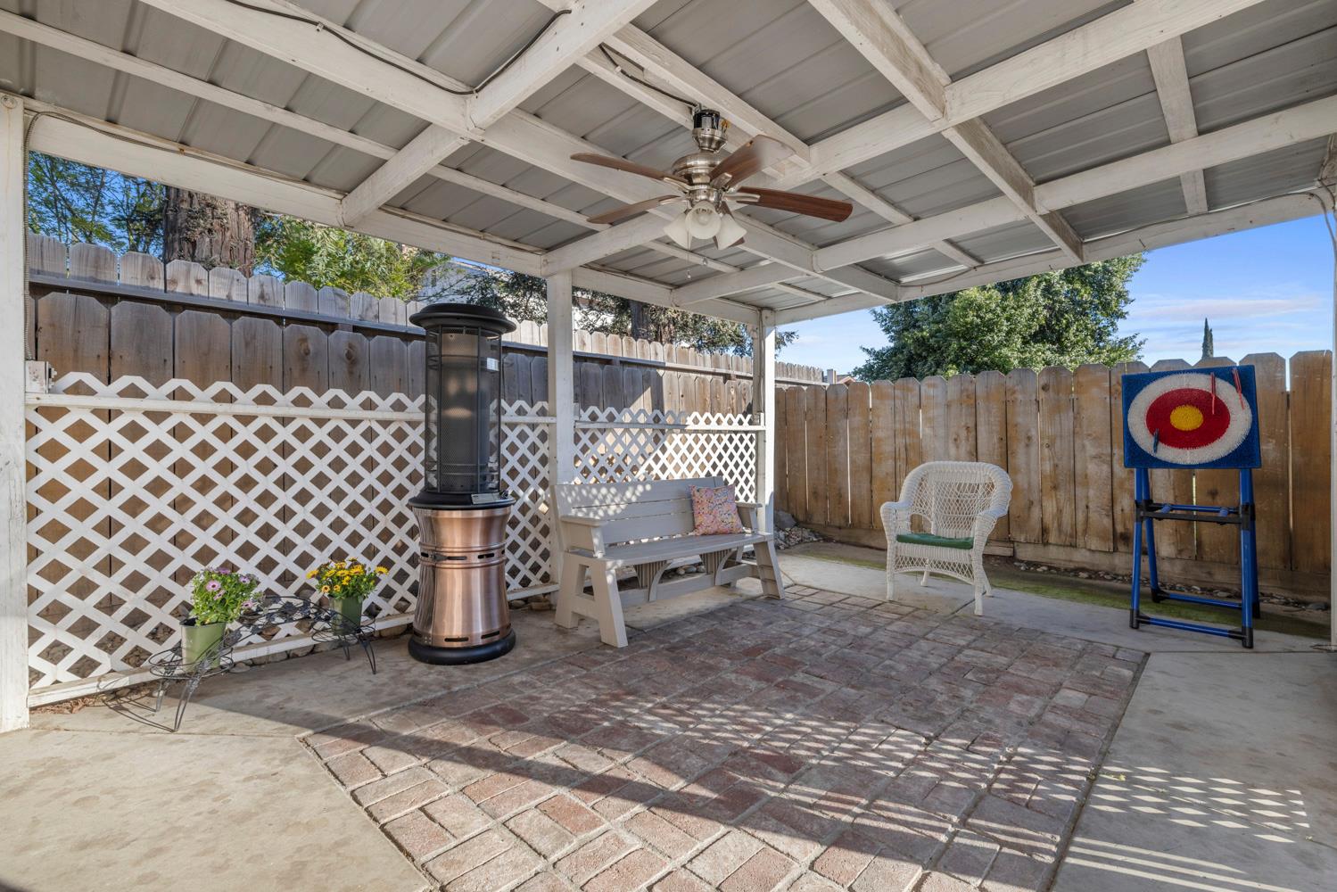 2241 Rochelle Avenue Turlock, CA 95382 - Photo 32 of 47